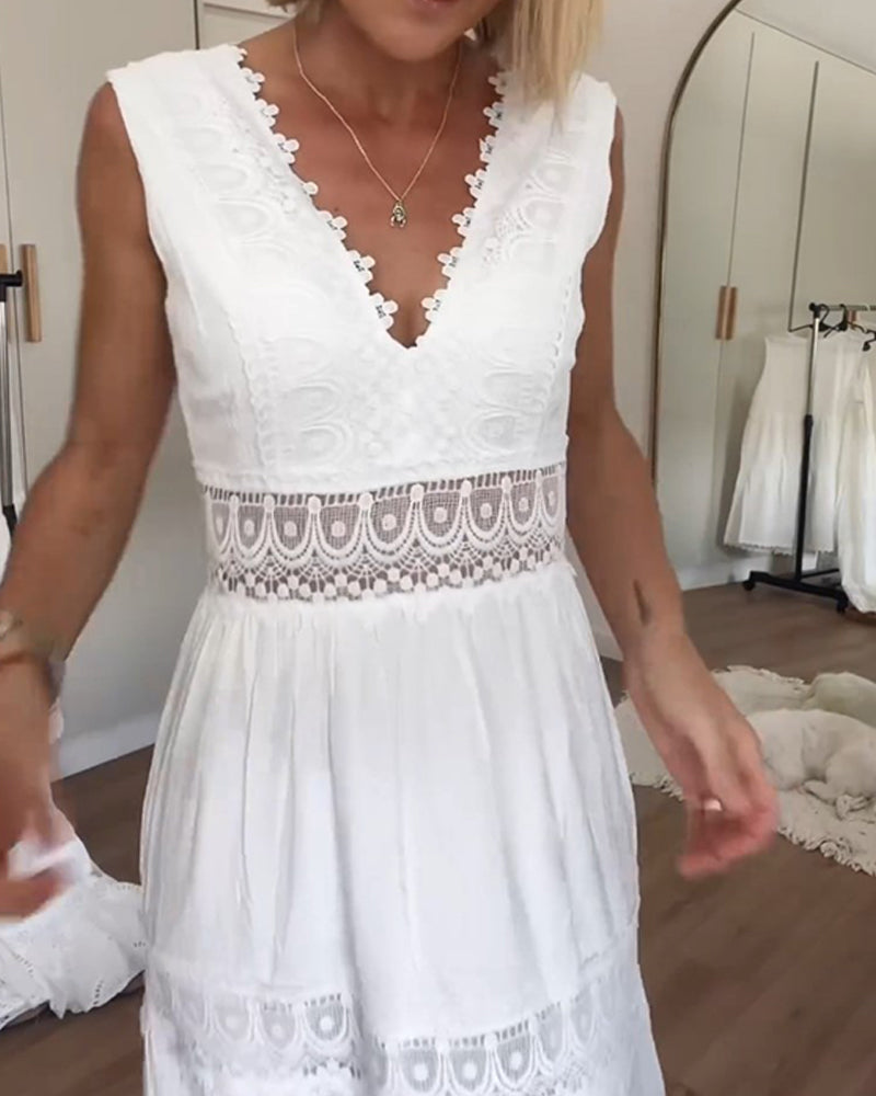 Aurélie - Vestido elegante de encaje con escote en V